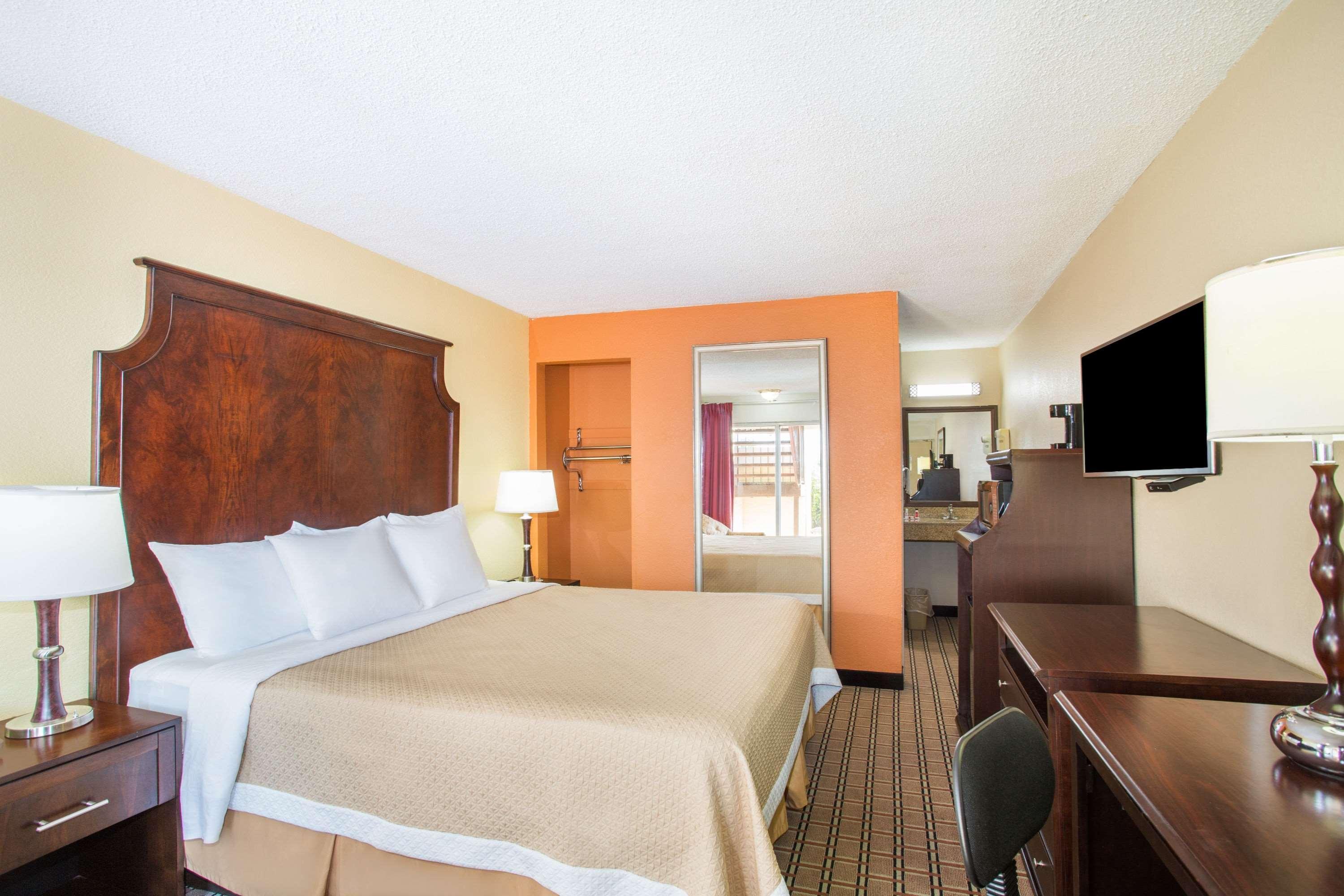 Motel Days By Wyndham 2*